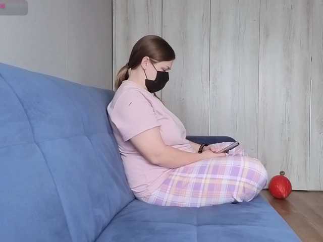 Milaa1998, en directo ahora en BongaCams