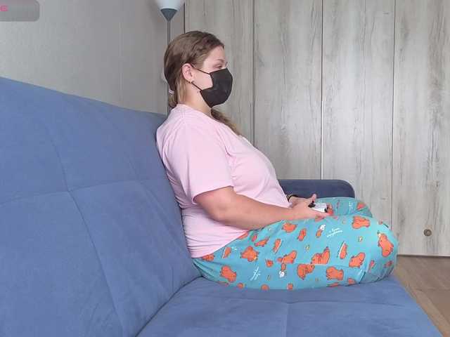 Milaa1998 live cam