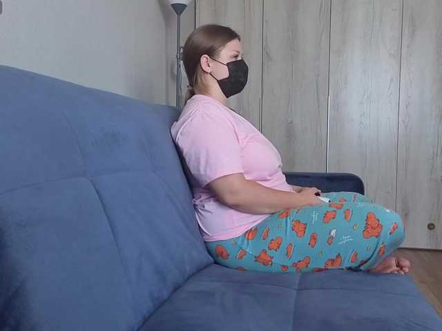 Milaa1998 live cam on BongaCams