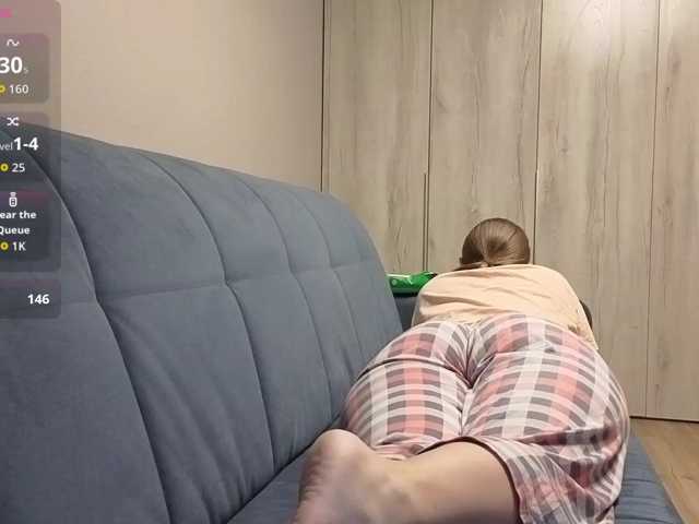 Milaa1998, live now on BongaCams