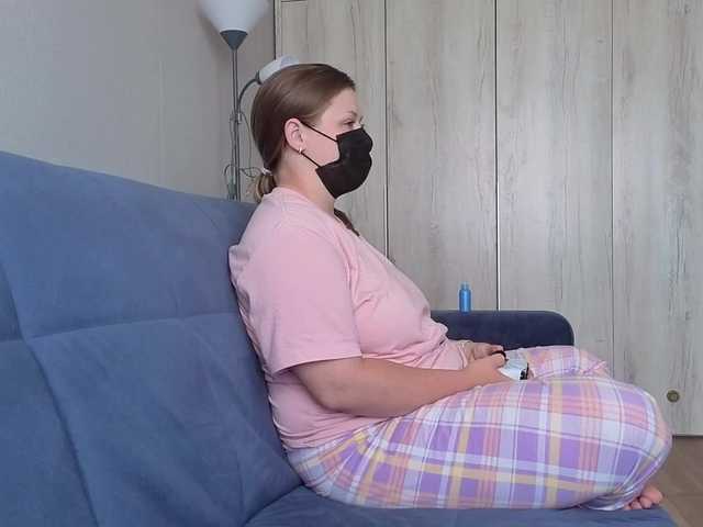 Milaa1998 live cam on BongaCams