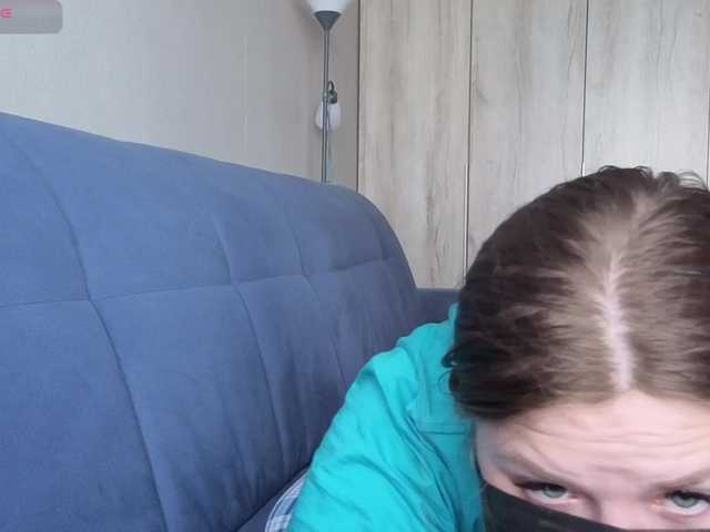 Milaa1998 live cam on BongaCams
