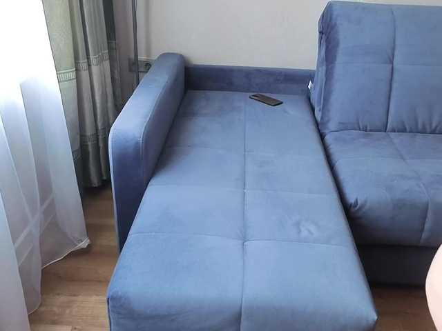 Milaa1998 live cam on BongaCams