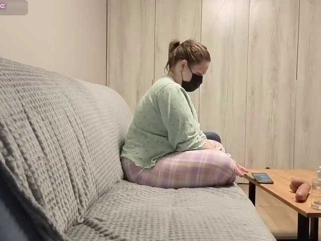 Milaa1998 live cam