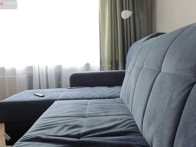 Milaa1998 live webcam show