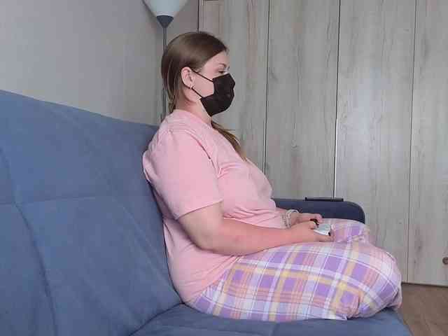 Milaa1998 webcam