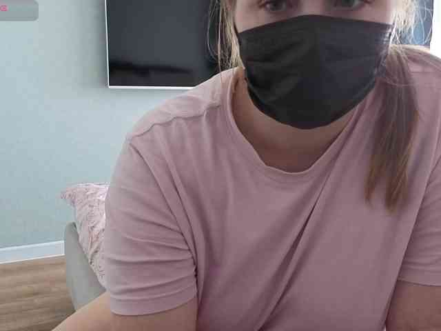 Milaa1998 webcam