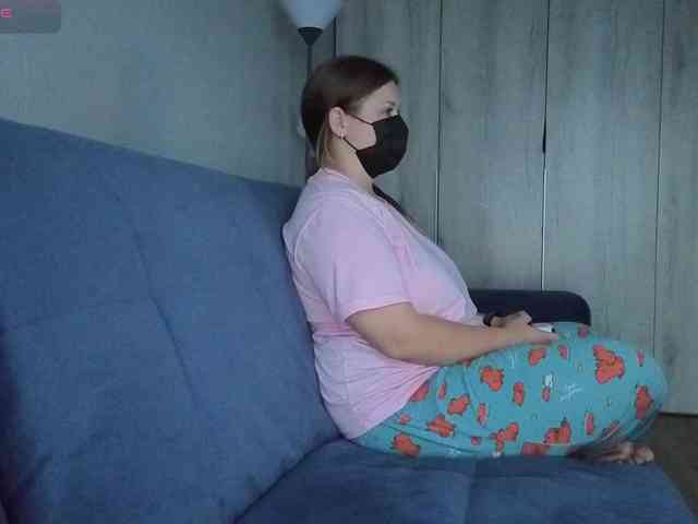Milaa1998 webcam