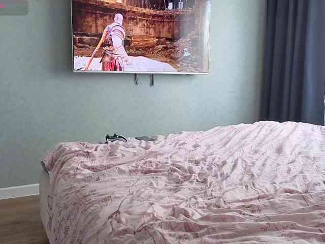 Milaa1998 webcam