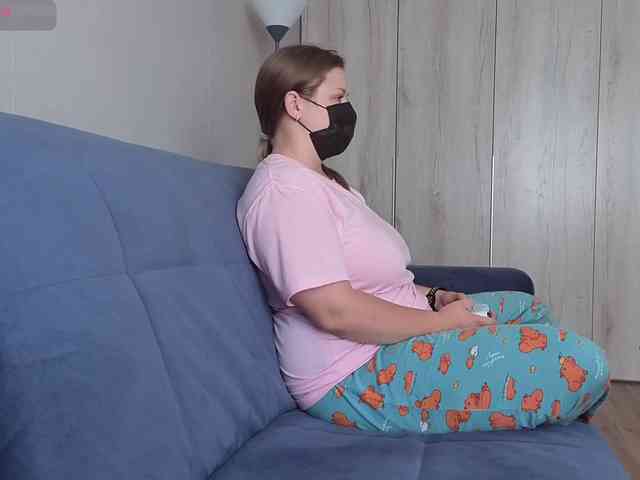 Milaa1998 webcam