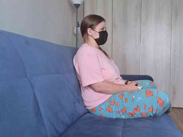 Milaa1998 webcam