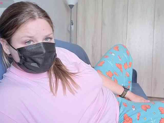 Milaa1998 webcam