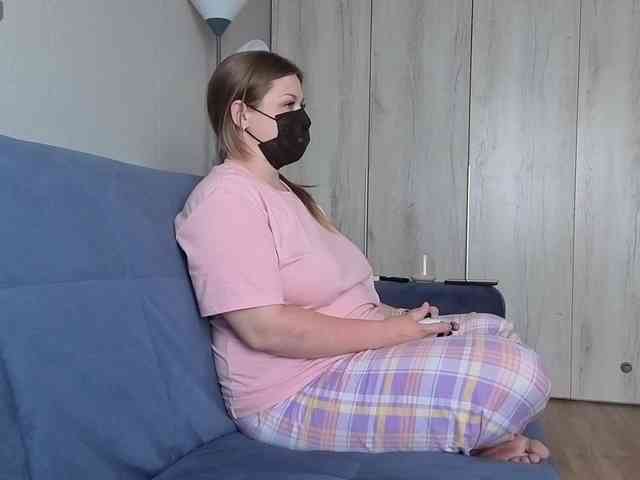 Milaa1998 webcam