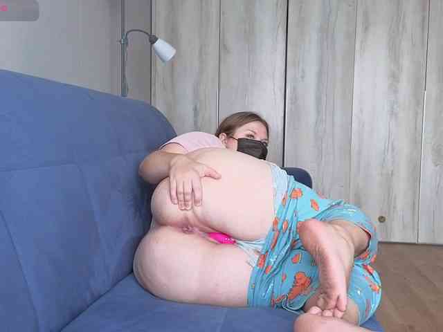 Milaa1998 webcam