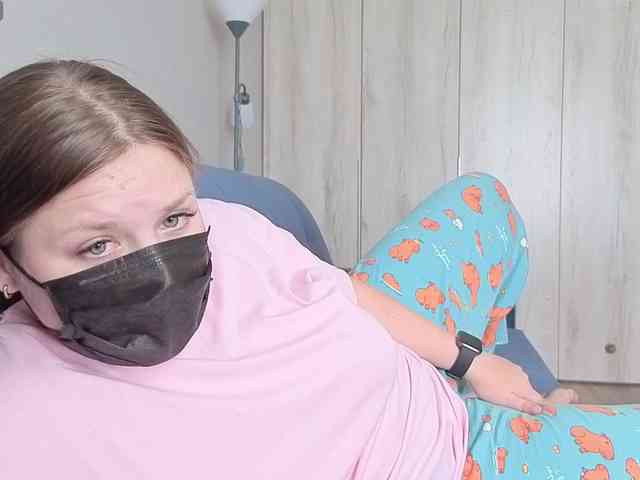 Milaa1998 webcam