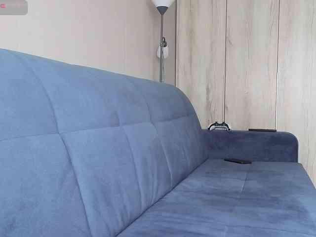 Milaa1998 webcam