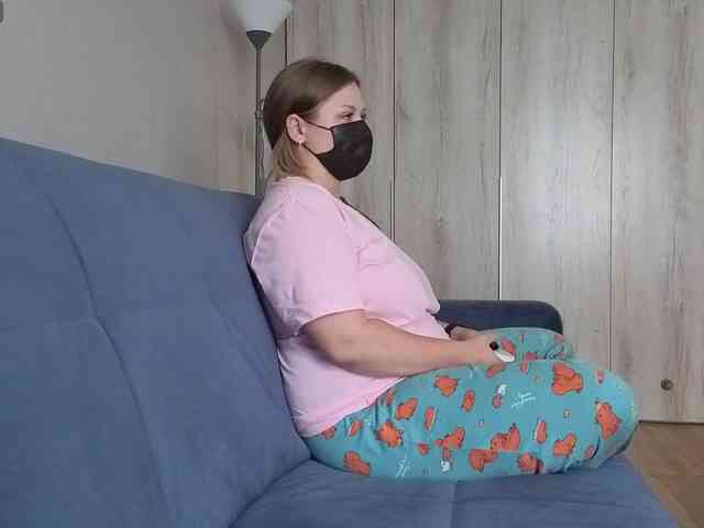 Milaa1998 webcam