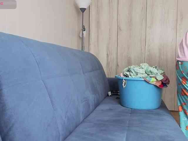 Milaa1998 webcam