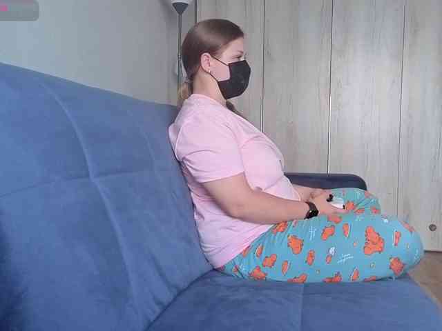 Milaa1998 webcam