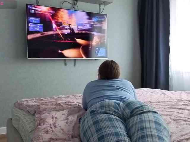 Milaa1998 webcam