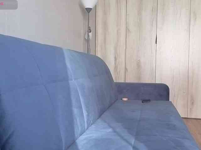 Milaa1998 webcam