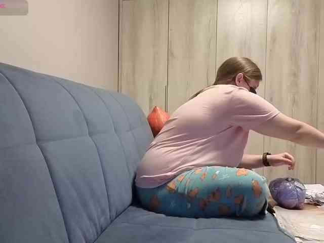 Milaa1998 webcam