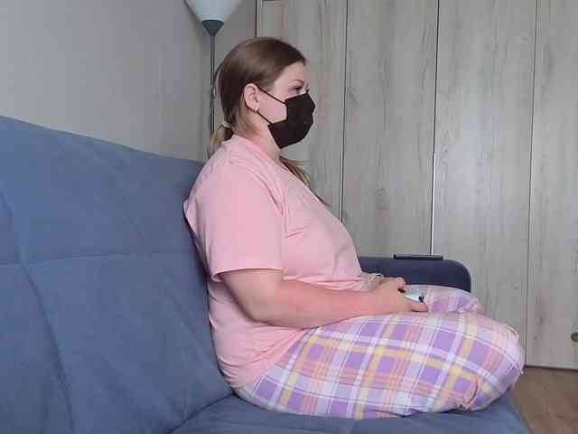 Milaa1998 webcam
