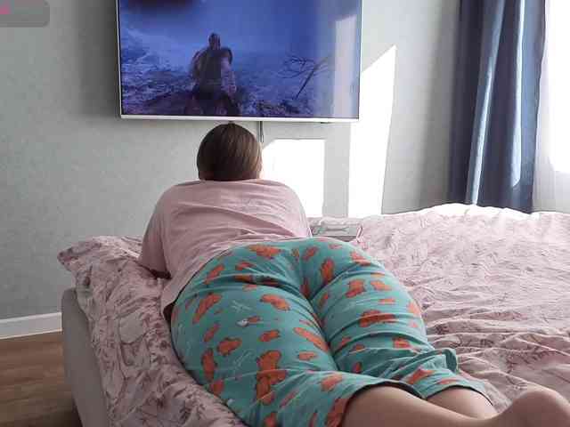 Milaa1998 webcam