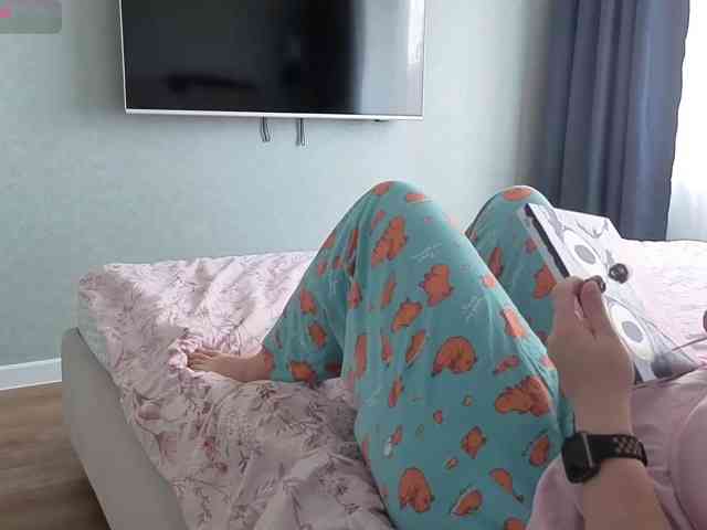Milaa1998 webcam