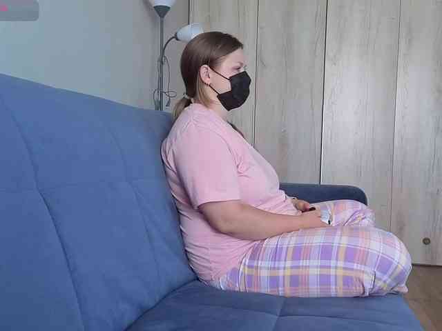 Milaa1998 webcam