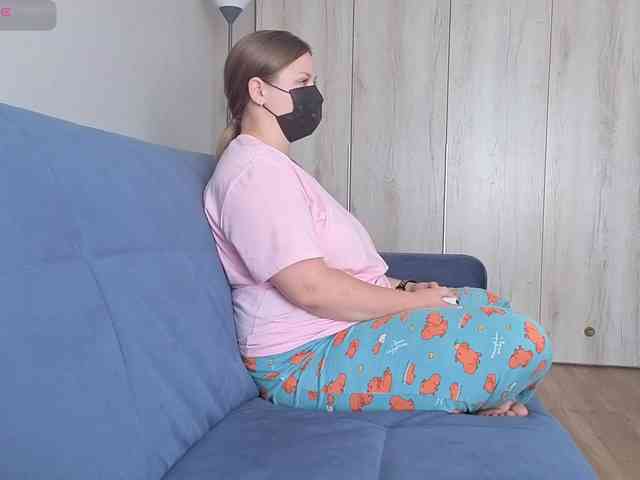 Milaa1998 webcam
