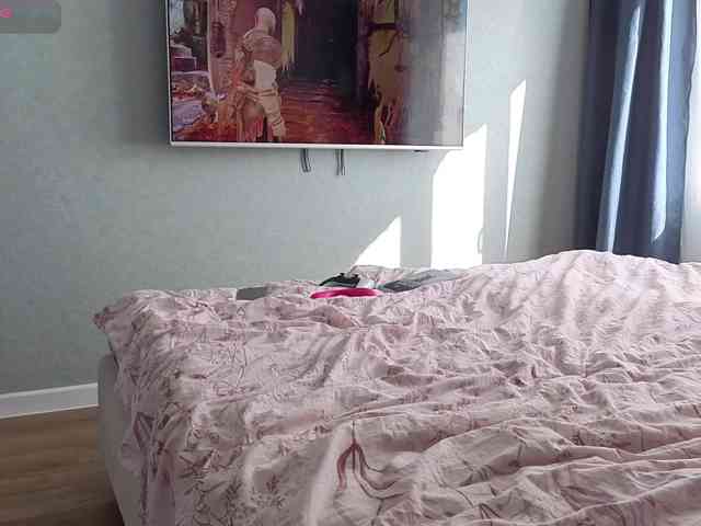 Milaa1998 webcam