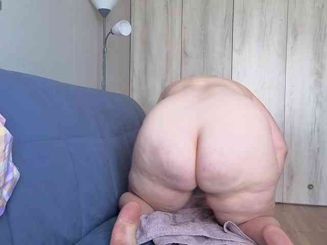 Milaa1998 webcam