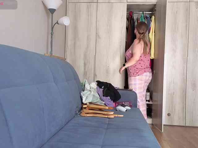 Milaa1998 webcam