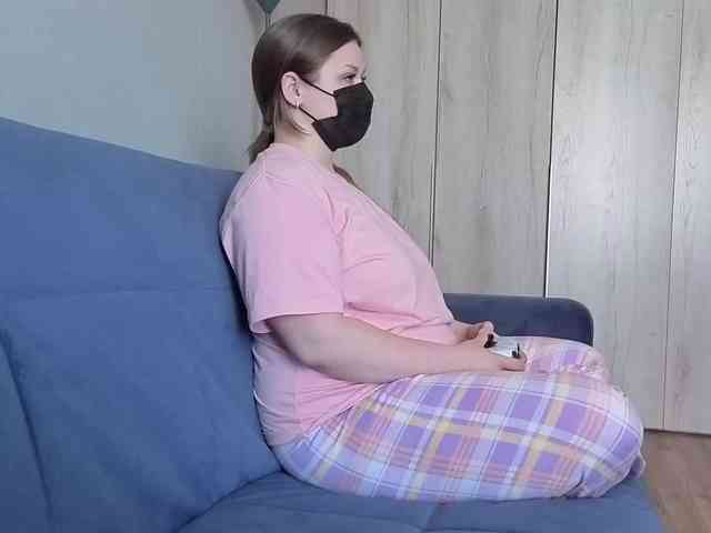 Milaa1998 webcam