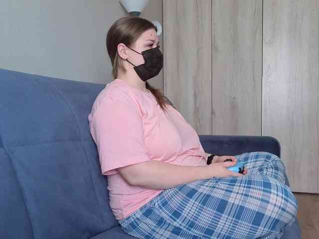 Milaa1998 webcam