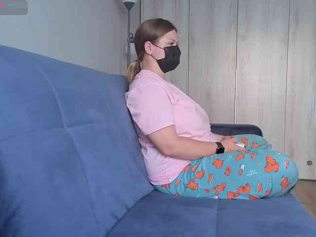 Milaa1998 webcam
