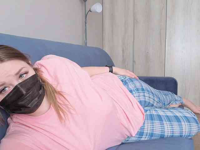 Milaa1998 webcam