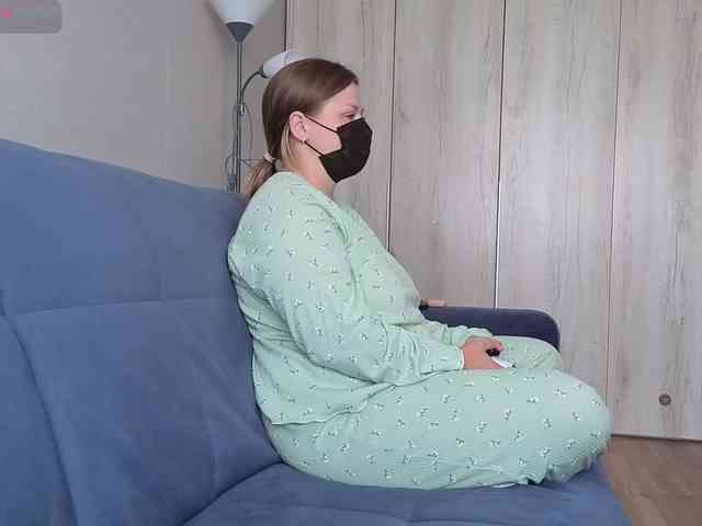 Milaa1998 webcam