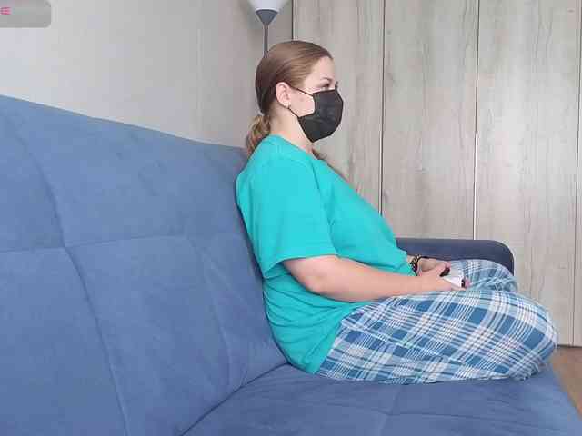 Milaa1998 webcam