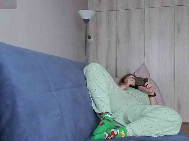 Milaa1998 webcam