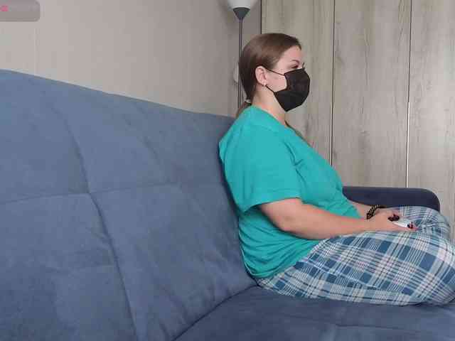 Milaa1998 webcam
