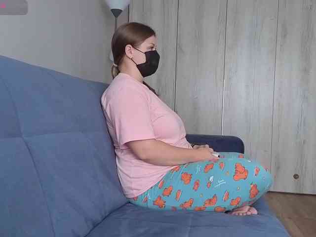 Milaa1998 webcam