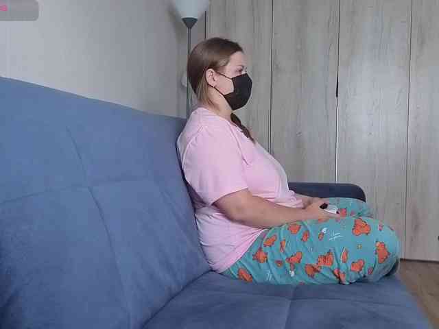Milaa1998 webcam