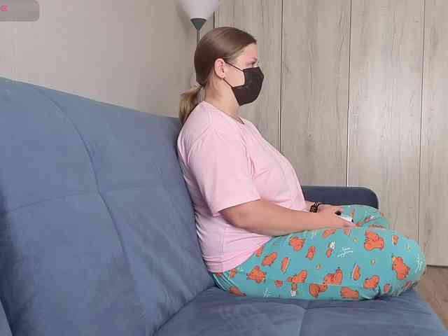 Milaa1998 webcam