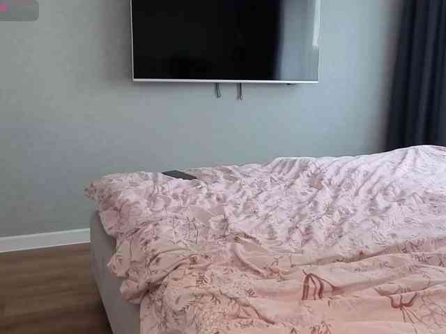 Milaa1998 webcam