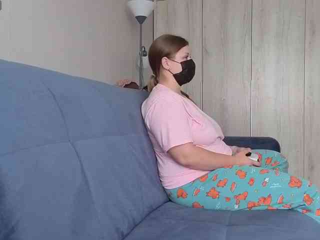 Milaa1998 webcam