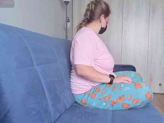 Milaa1998 webcam
