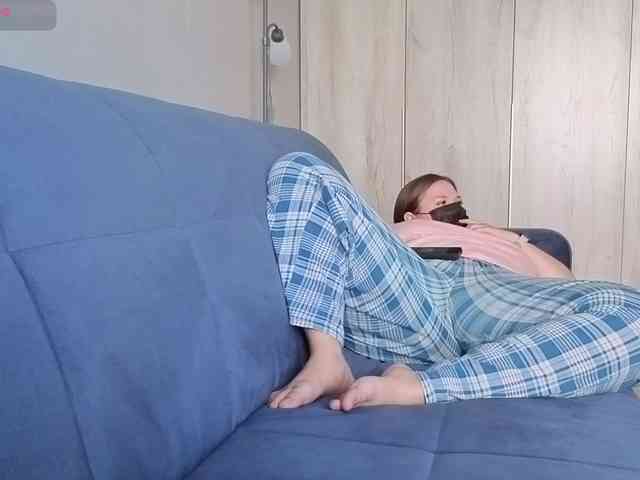 Milaa1998 webcam