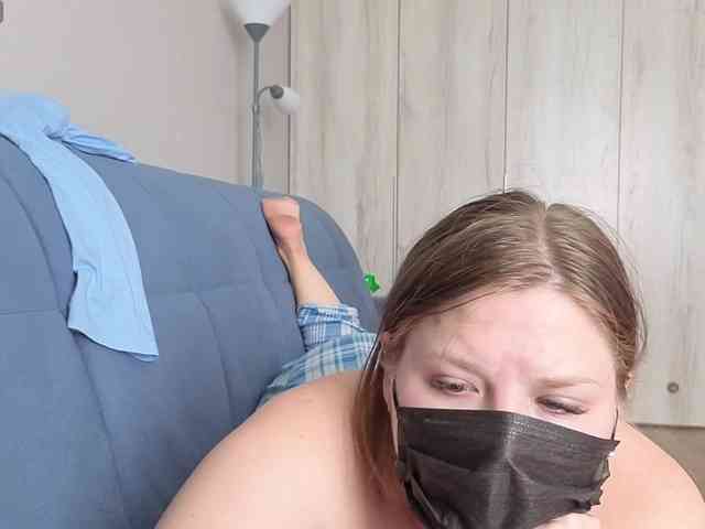 Milaa1998 webcam